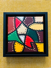 Load image into Gallery viewer, Pieces