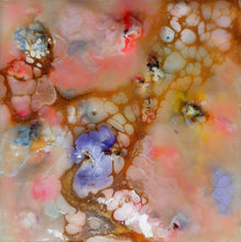 Load image into Gallery viewer, LUSH Gold Sparkle Bath