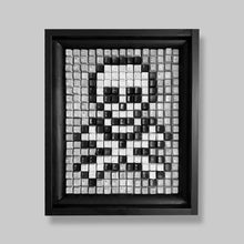 Load image into Gallery viewer, Skull_Pixel Pirate_Preview-1788887755036.jpg
