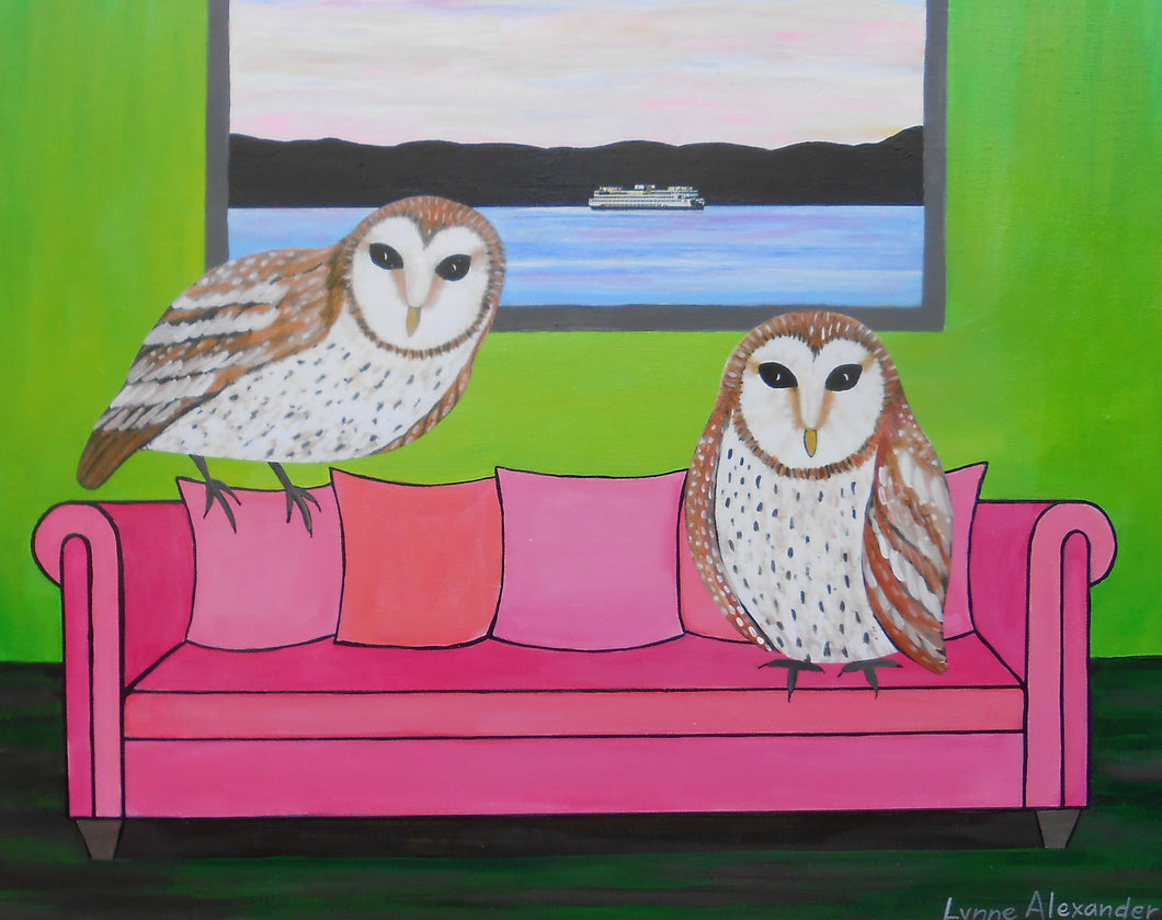 Two OWLs on pink couch72-1762190242261.JPG